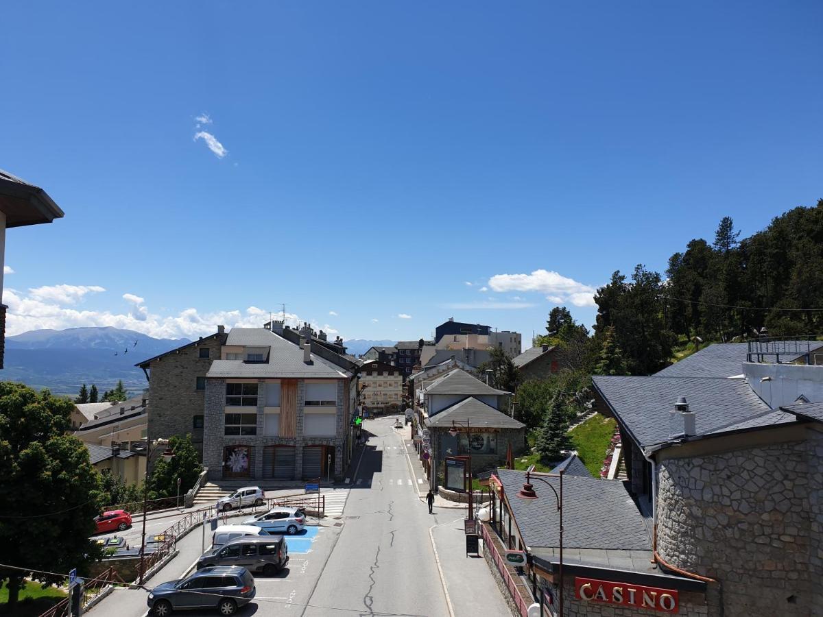 Apt Cosy, 4 Pers, Plein Centre Ville, Parking Offert Font-Romeu-Odeillo-Via Exterior foto